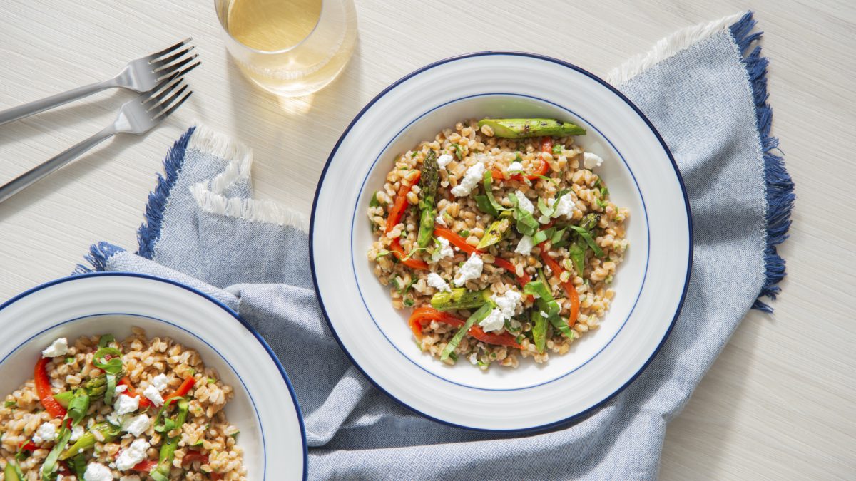 Grilled Asparagus and Farro Salad