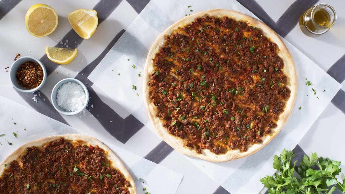 Lahmacun (Turkish Pizza)