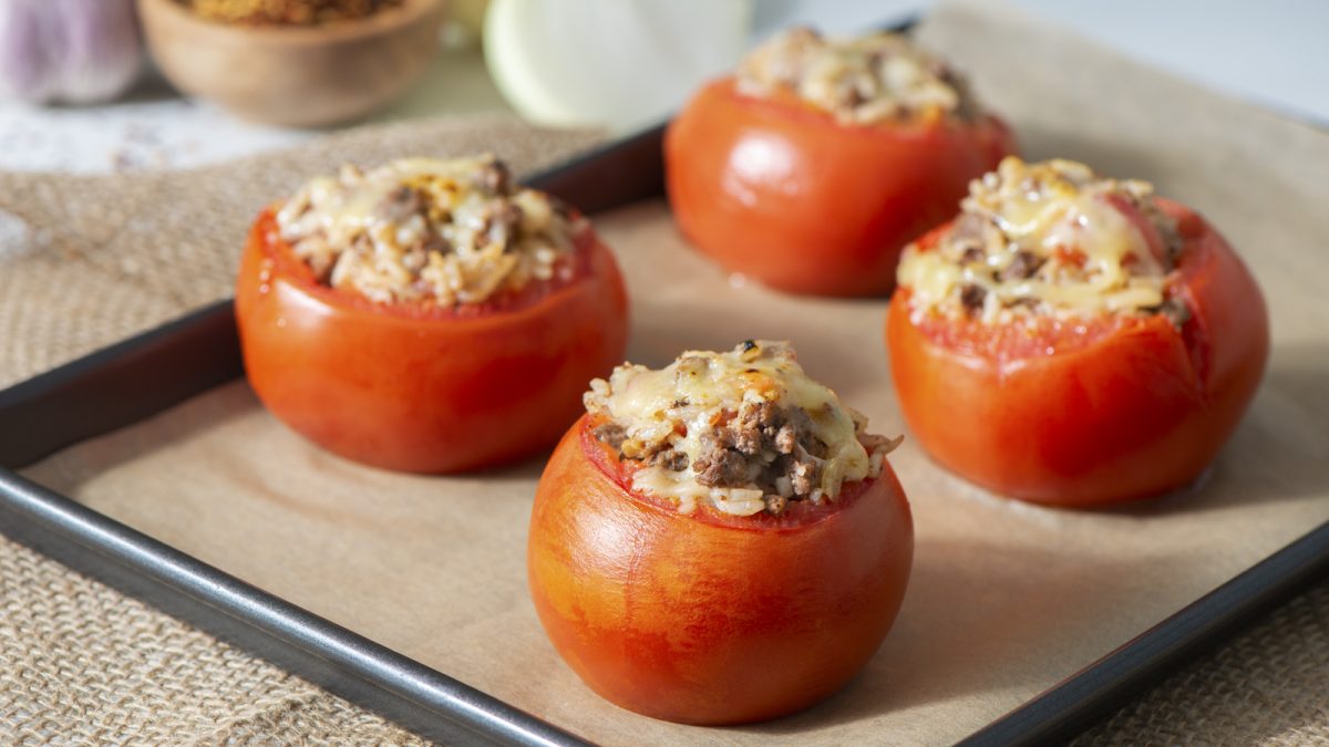 Beefy Stuffed Tomatoes