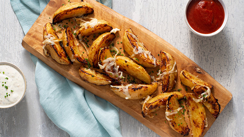 Garlic Parmesan Potato Wedges