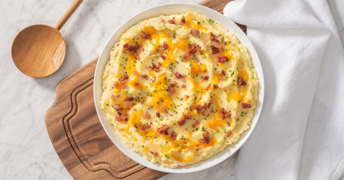 Bacon and Cheddar Mashed Potatoes - Better Than Bouillon
