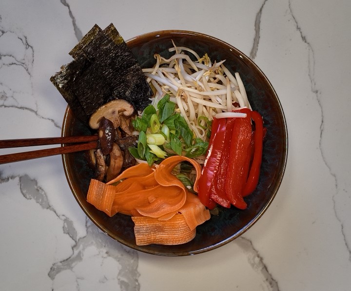 Vegan Ramen with Vegetables